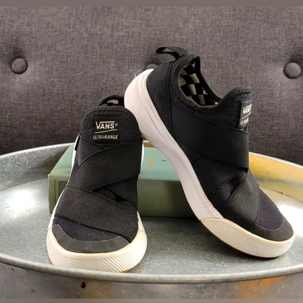 Vans ultrarange shoes